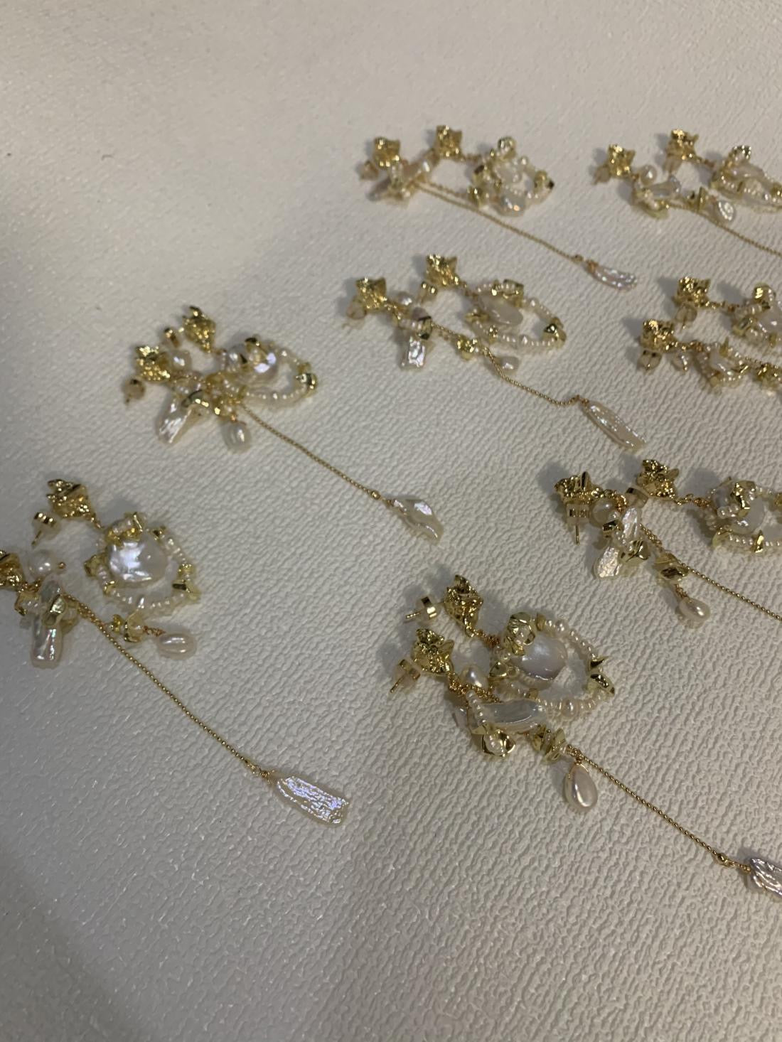 Baroque Luxury Dropping Flora Peal Earring Stud Gold Silver For Women Lady Daily Wear